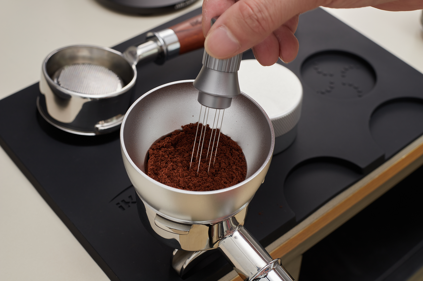 IKAPE V2 Espresso Magnetic Dosing Funnel
